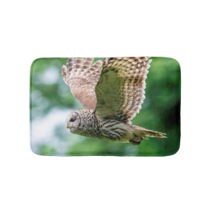 Tapete De Banheiro Barred Owl em voo