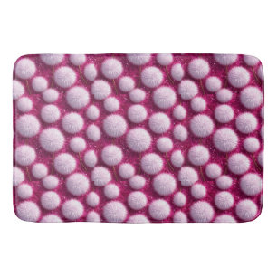 Tapete De Banheiro Bolas Macias Rosa Fluffy em Magenta Vibrante Brilh