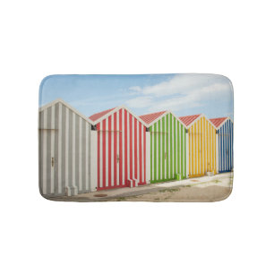 Tapete De Banheiro Cabanas coloridas na praia