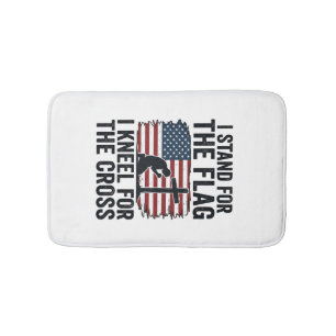 Tapete De Banheiro Camisa de Pé pela Bandeira Ajoelhe pela Cruz Desen