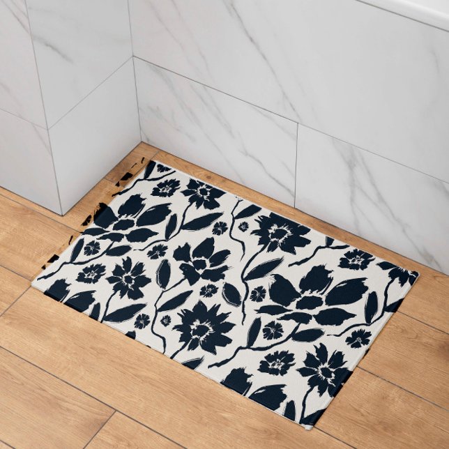 Tapete De Banheiro Canvas de Creme Floral Azul Escuro Elegante (Criador carregado)