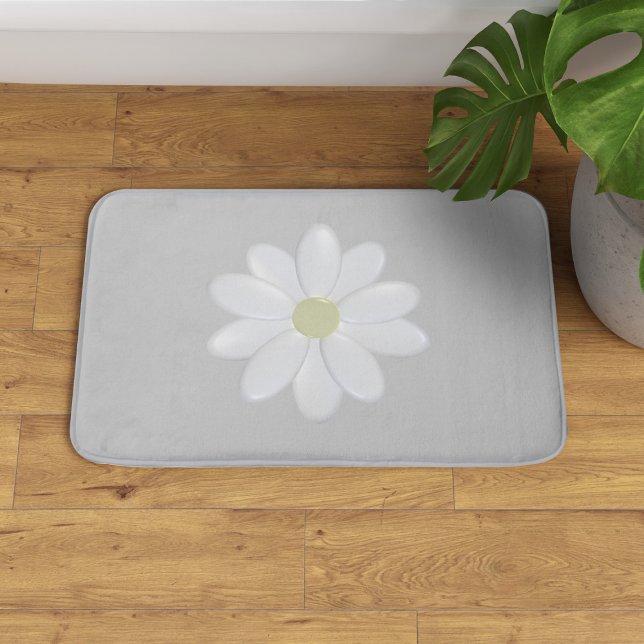 Tapete De Banheiro Cinza de Prata Simples, Flor de Daisy (A pretty daisy flower on this gray bath mat. Three sizes available - small, medium and large.)