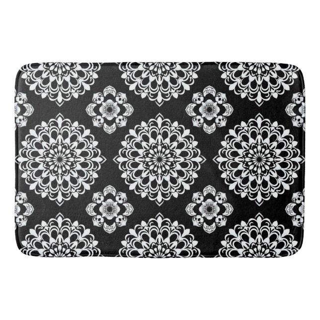 Tapete De Banheiro Desenho de Mandala Preto e Branco (Frente)