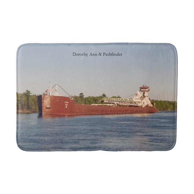 Tapete De Banheiro Dorothy Ann & Pathfinder (Frente)