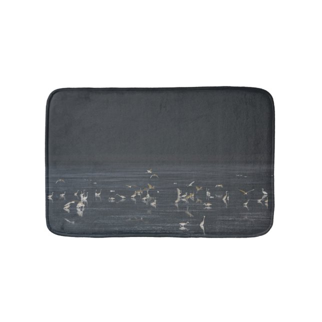 Tapete De Banheiro Egrets No Oceano Azul Da Meia-Noite (frente)