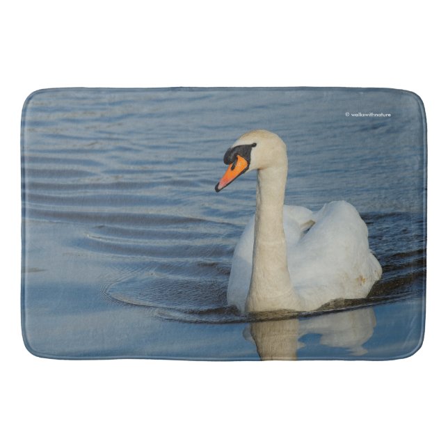 Tapete De Banheiro Elegante Mute Swan Waterbird no lago (Frente)