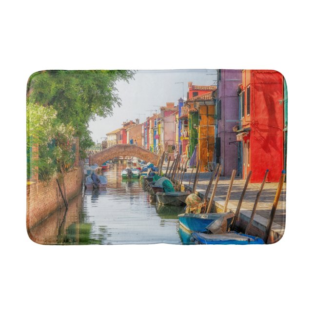 Tapete De Banheiro Explore o Charme Vibrante de Burano (Frente)
