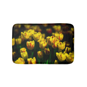 Tapete De Banheiro Flores amarelas da tulipa