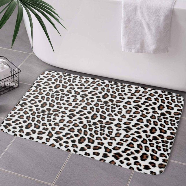 Tapete De Banheiro Impressão Leopardo Branco (Leopard Print New Bath Mat by Looly Elzayat
)