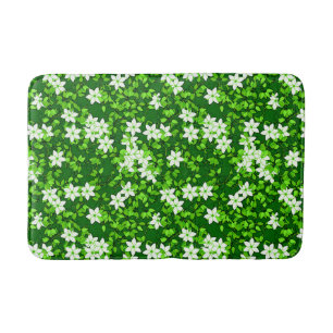 Tapete De Banheiro Jasmine Branca Entre Folhas Verdes