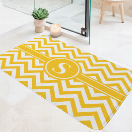Tapete De Banheiro Monograma Chevron Amarelo e Branco