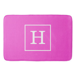 Tapete De Banheiro Monograma inicial com quadro branco rosa quente