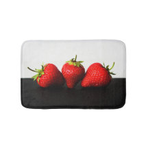 Morangos Em Branco Sobre Bmcna Preta