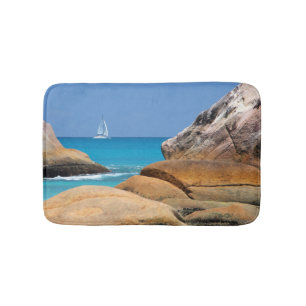 Tapete De Banheiro Navegador Passando Pela Praia