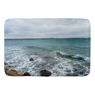 Tapete De Banheiro Ondas E Barcos De Pesca No Oceano,