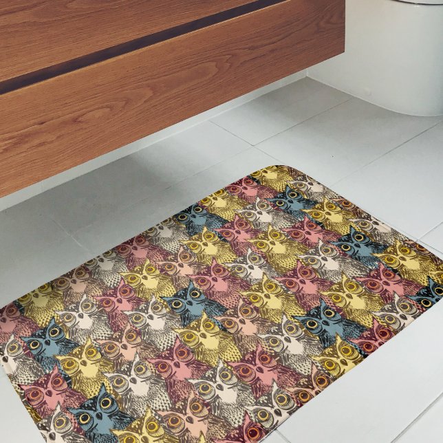 Tapete De Banheiro Padrão Colorido de Boho Woodland Own (Owl Pattern Bath Mat)