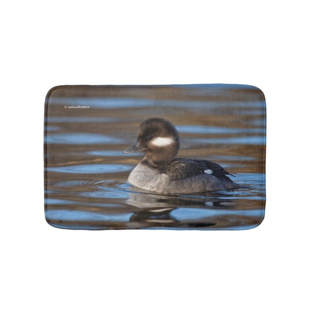 Tapete De Banheiro Pato de Bufflehead Doce em Águas Luminosas (frente)