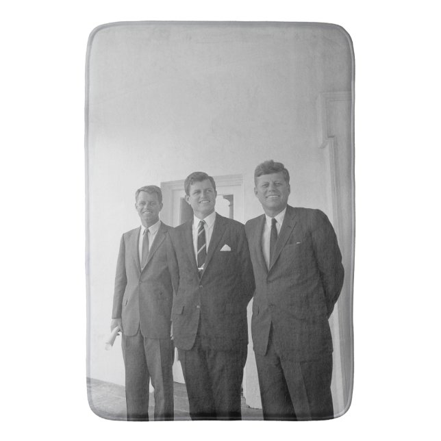 Tapete De Banheiro Presidente Americano John Kennedy & Irmãos, Camelo (Frente Vertical)