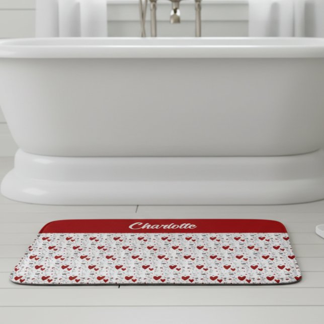 Tapete De Banheiro Red Black Doodle Hearts Retro Monogram Name (cute red and black retro hearts theme custom bath mat with name monogram)