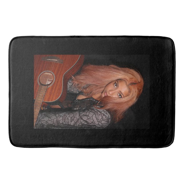 Tapete De Banheiro Retrato de uma bela moça (Frente)