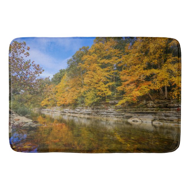 Tapete De Banheiro Rio azul no outono (Frente)