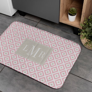 Tapete De Banheiro rosa claro e Monograma Moderno Beige
