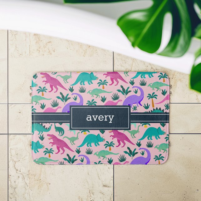 Tapete De Banheiro Rosa | Nome das Crianças de Padrão de Dinossauro C (Criador carregado)