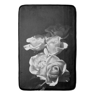 Tapete De Banheiro Rosas negras e brancas