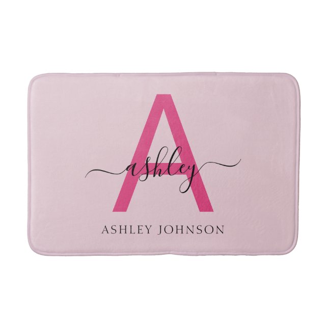 Tapete De Banheiro Sala de Dorme da Menina do Monograma Rosa Quente (Frente)