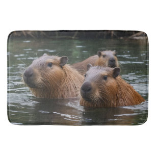 Tapete De Banheiro "Serenidade do Rio: Capybaras Nadando no Fluxo"