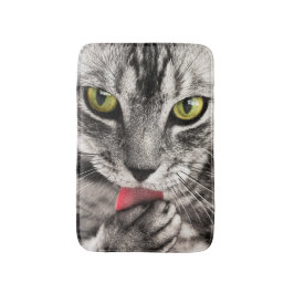 Tapete De Banheiro Tabby Cat Licing Paw