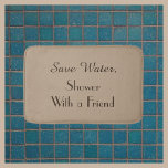 Tapete De Banheiro Tan Save Water Engraçado Push Mat<br><div class="desc">Este tapete de banho humorístico pode ser qualquer cor de fundo selecionada - basta clicar em Personalizar. O fundo padrão é neutro; texto é marrom-escuro. O texto diz "Economize água, Chá com um amigo". Cortina de chá correspondente disponível. Um presente de excelente para um casamento ou para um lar. Todos...</div>
