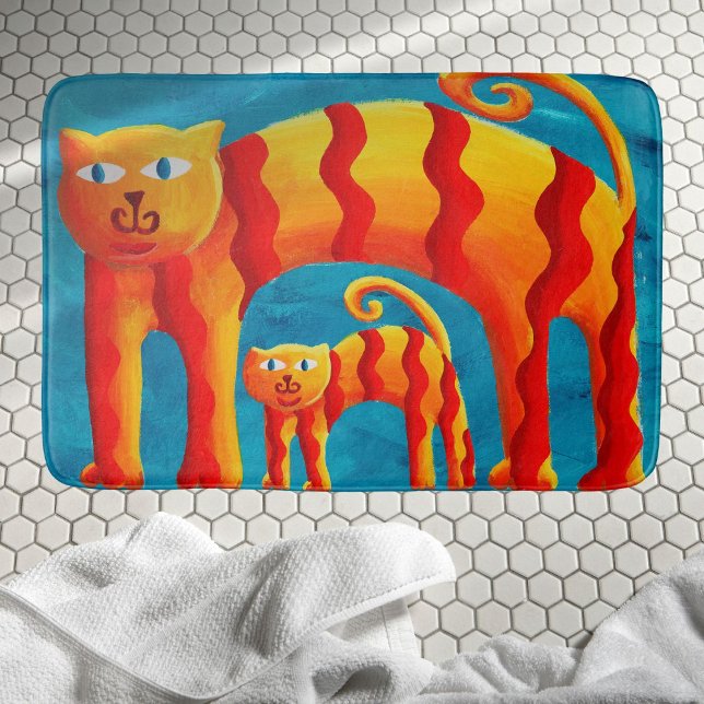 Tapete De Banheiro Tendência Divertida Curva Gato e Gatinho (Fun Trendy Whimsical Curved Cat and Kitten Bath Mat)