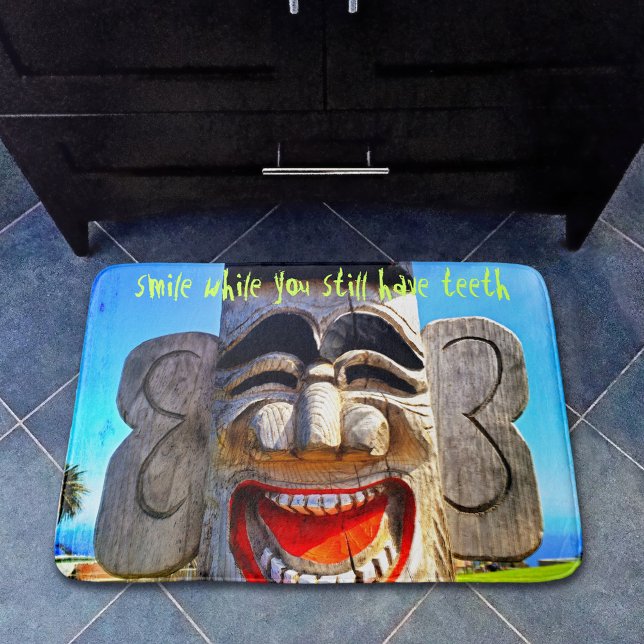 Tapete De Banheiro Típica do Sorriso de Fotografia Totem (Criador carregado)