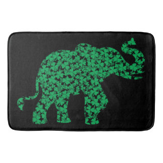 Tapete De Banheiro um elefante fofo feito de shamrocks