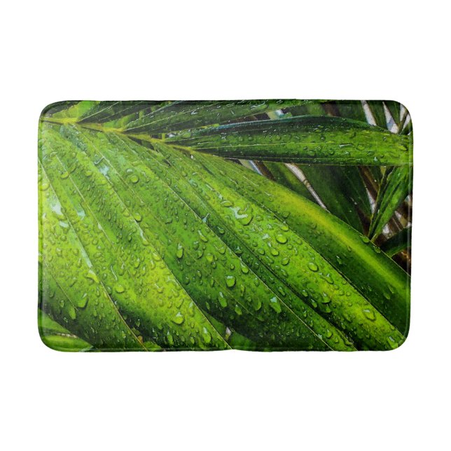 Tapete De Banheiro Verdes tropicais com gotas de chuva (Frente)