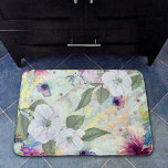 Tapete De Banheiro Vintage floral, seafoam verde aquarela<br><div class="desc">Flores brancas, roxas e marrom aqueletrificadas apresentam um roteiro de ouro sobre um lindo e leve fundo azul-marinho, cor de ouro, sobre este lindo, romântico, antigo tapete floral ou tapete de cozinha. Escolha entre 3 tamanhos: pequeno (16"x24"), médio (20"x30") e grande (24"x36"). Faz uma declaração de chic e na moda...</div>