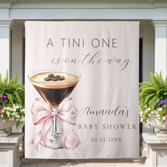 Tapete De Parede A tini One Espresso Martini Baby Shower Backdrop (A tini one is on the way Pink coquette bow baby shower backdrop)