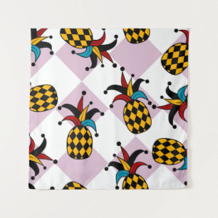 Tapete De Parede Abacaxi estilizado. Chapéu e Rhombus Harlequin. M