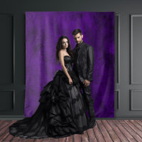 Abstrato de Imagem Gótica a Preto e Roxo
