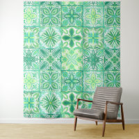 azulejos ornamentados em verde e branco