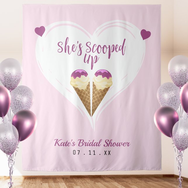 Tapete De Parede Bolo de Casamento Coração de Sorvete Rosa (Scooped Up Pink Ice Cream Heart Bridal Shower Tapestry
)