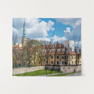 Tapete De Parede Castelo de Riga durante o dia ensolarado em Riga,