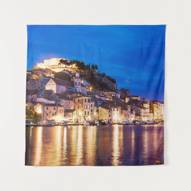 Tapete De Parede Cidade croata de Sibenik à noite (Frente)