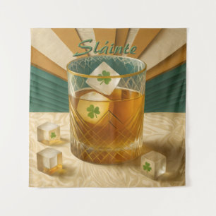 Tapete De Parede Copo de uísque irlandês Shamrock Ice "Sláinte!"