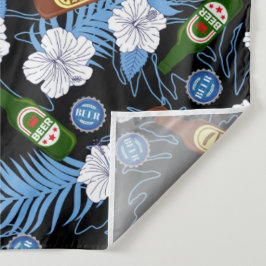 Tapete De Parede Folhas de Palma Tropicais e Garrafas de Cerveja Ba