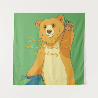 Tapete De Parede Friendly Waving Bear Cartoon – Vibrant Jungle Gree