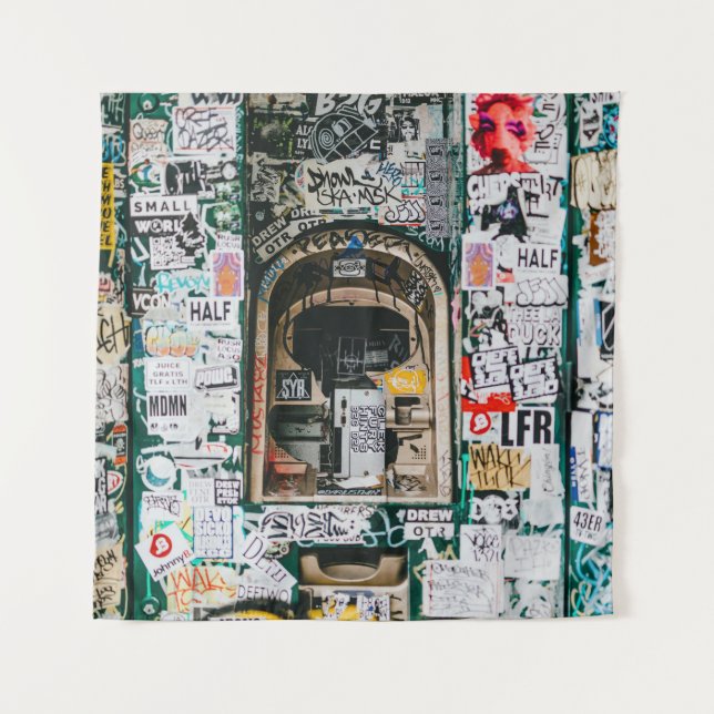 TAPETE DE PAREDE MÁQUINA ATM COM GRAFITE (Frente)