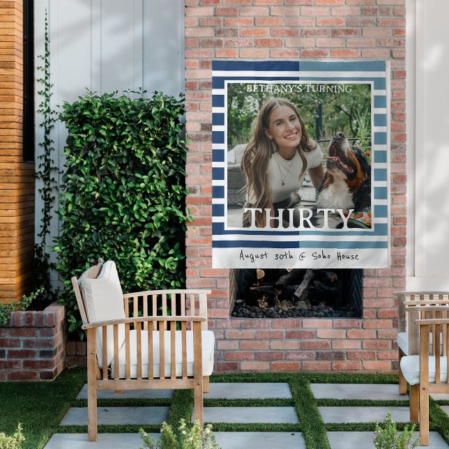 Tapete De Parede Modern Minimalist Striped 30th Birthday Photo (Celebrate the beginning of a new decade with this Modern Minimalist Striped 30th Birthday Tapestry!)