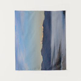 Tapete De Parede Montanha majestosa Triglav com nevoeiro no vale